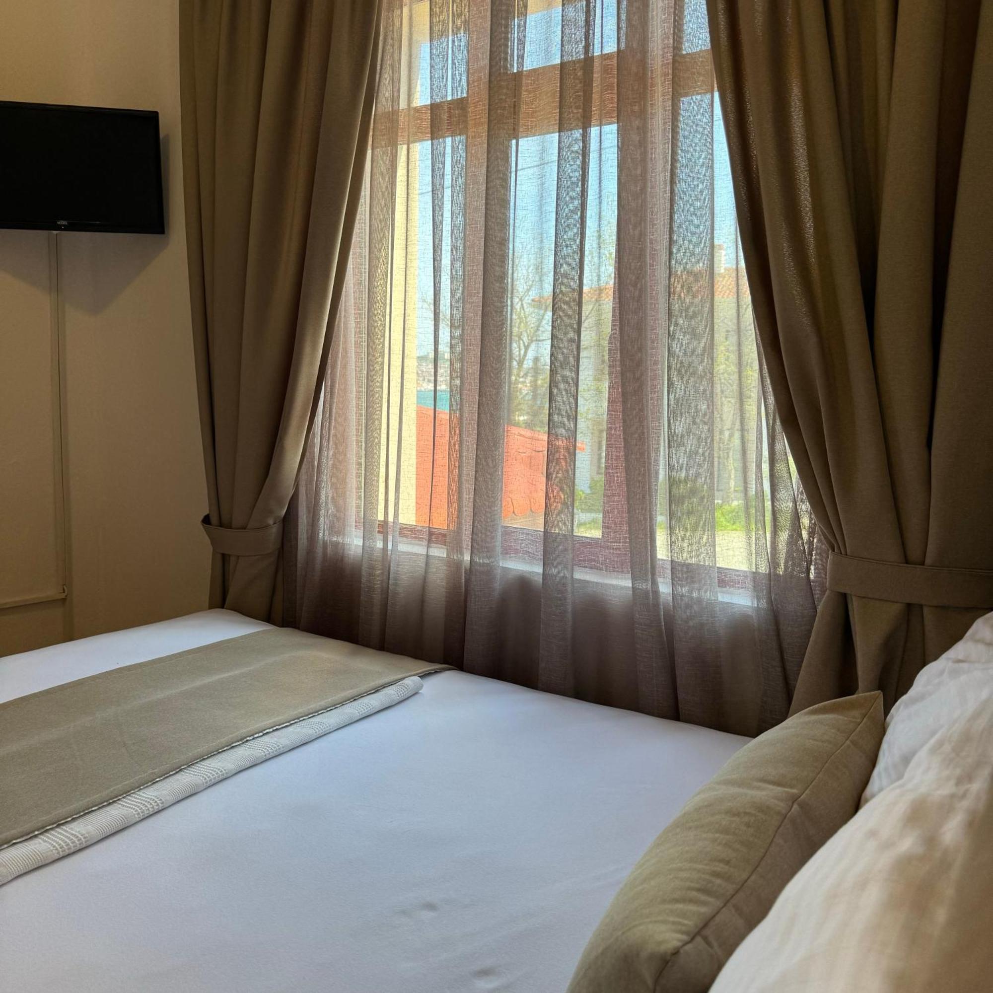 Soezer Otel Ayvalı Zewnętrze zdjęcie