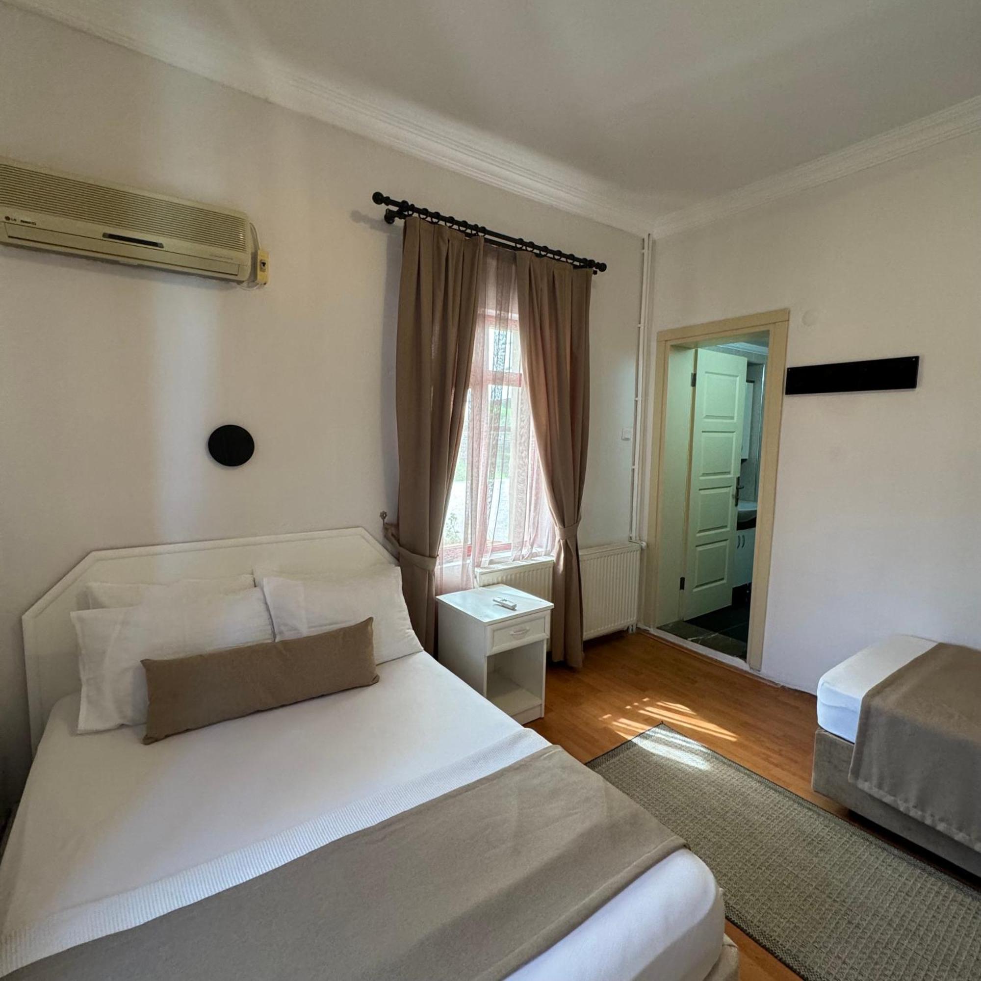 Soezer Otel Ayvalı Zewnętrze zdjęcie