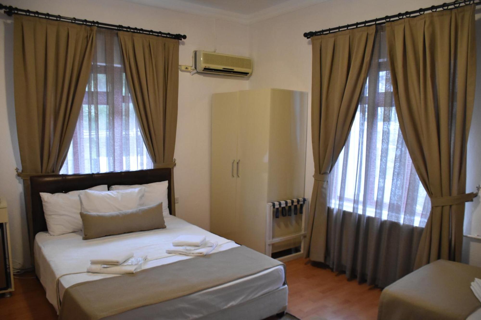 Soezer Otel Ayvalı Zewnętrze zdjęcie